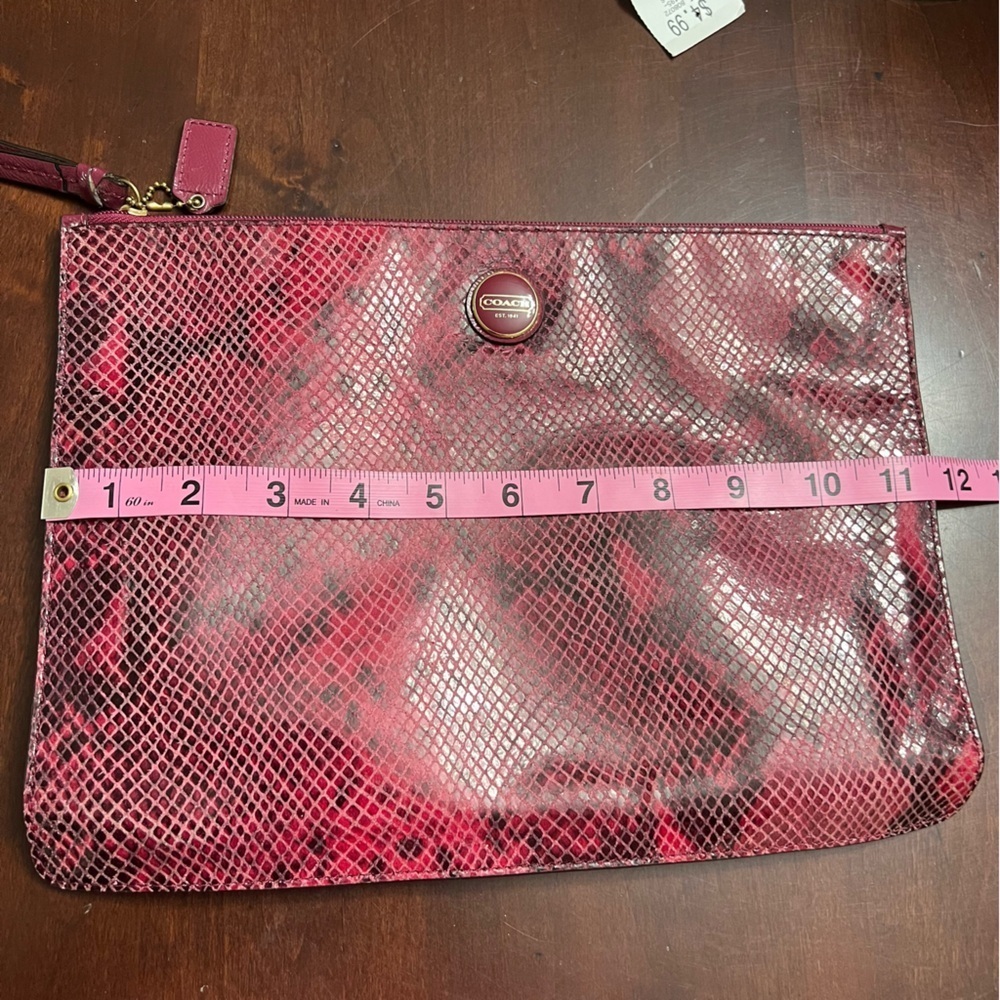 Coach F66413 PEYTON Leather RASPBERRY snake embossed pouch clutch Make Up bag - Picture 8 of 10